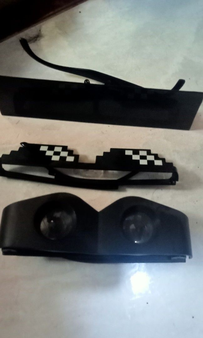 Assorted fun glasses (Category: Everything Else Others) located in Paranaque City. Submitted by dimaguilaa94969 (Listing ID 1467412344, Image 2). Description: pm if int 550 per pc.