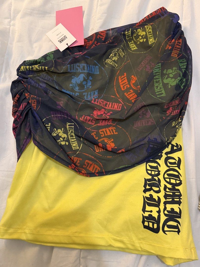Atomic World Yellow Graphic Off Shoulder Top (Category: Others Tops) located in Manila. Submitted by cgyu._ (Listing ID 1467448638, Image 1). Description: brand new never used size s original price 2795 with tag ! .
