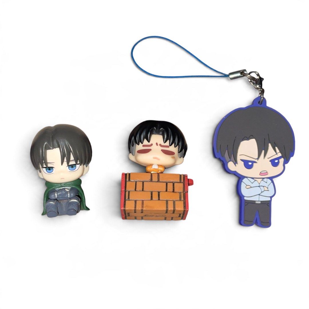 Attack on Titan: Levi Set (3pcs) (Category: Action & Battle Toys) located in Quezon City. Submitted by khyden_cho (Listing ID 1467520601, Image 1). Description: Attack on Titan: Levi Set (3pcs) - 850 -100% authentic from Japan -Onhand Pinas Loc: QC (Anonas) MoD: J&T, LBC, Lalamove MoP: Chinabank, Gcash.