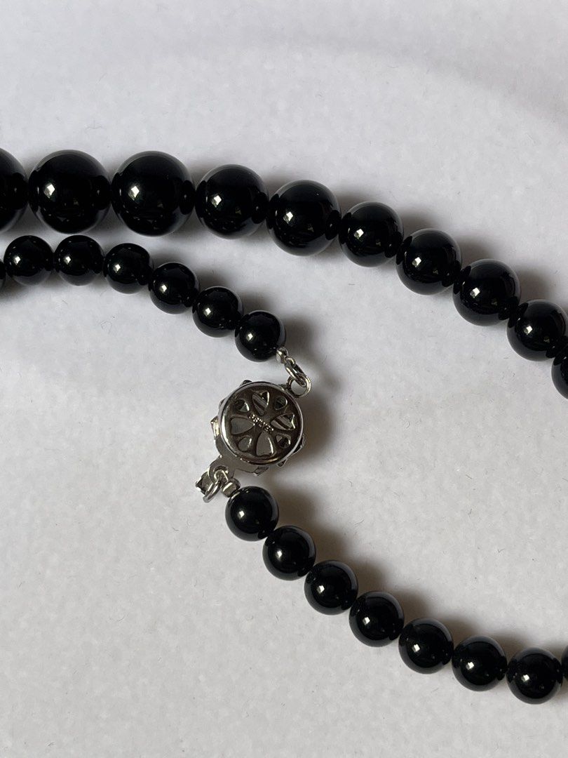 AUTHBlack Bead Necklace with Silver Clasp (Category: Necklaces) located in Tandag. Submitted by maryarlale42144 (Listing ID 1467369912, Image 2). Description: Auth black beaded.