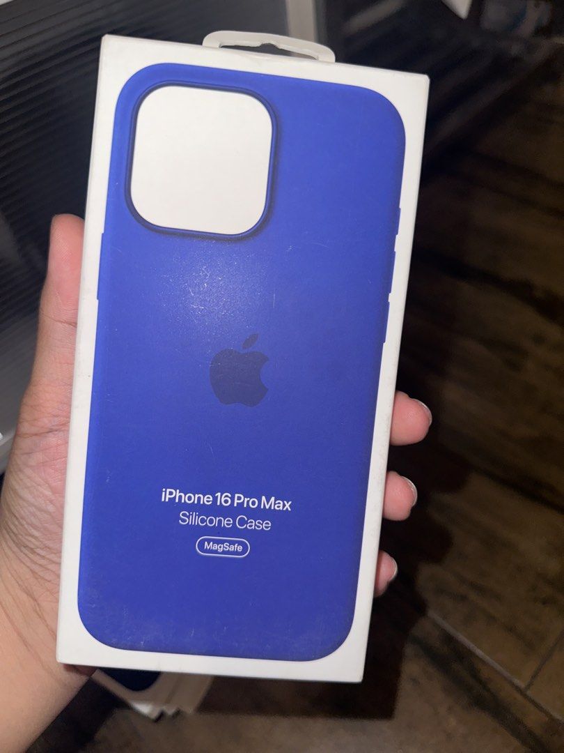 Authentic apple silicone case for ip 16pm (Category: Cases & Sleeves) located in Dagupan City. Submitted by paulptheg79255 (Listing ID 1467411130, Image 1). Description: Purchased from Beyond the Box via Laz. .
