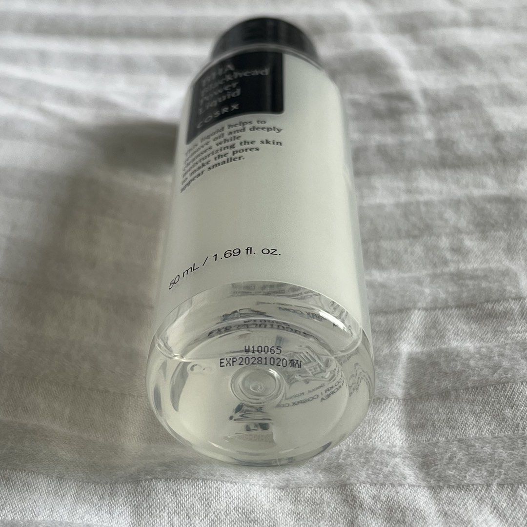 Authentic COSRX 🇰🇷 4% BHA Blackhead Power Liquid Toner 50ml (Category: Face Care) located in Makati City. Submitted by cams.closet (Listing ID 1467387095, Image 3). Description: 100% Authentic and Original COSRX 🇰🇷 4% BHA Blackhead & Pore Powerful Eraser Liquid Toner 50ml 75% Full Purchased directly from COSRX 🇰🇷 Expiration Date: October 20, 2028 RFS: Too many toners right now.