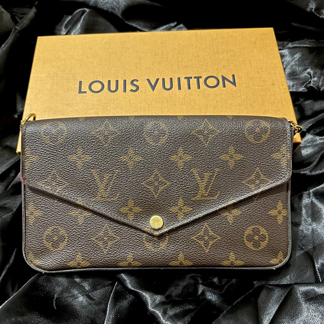 Authentic Louis Vuitton Felicie Pochette Monogram (Category: Luxury Bags & Wallets) located in Manila. Submitted by raidmyclosetmnl (Listing ID 1467498005, Image 1). Description: - Classic Louis Vuitton Félicie Pochette Monogram Canvas (CA3116) - Features iconic LV print - Includes a gold-tone chain strap - Comes with original Louis Vuitton box & dust bag - The removable zip pouch has a small color transfer (shown in the photo. not really obvious