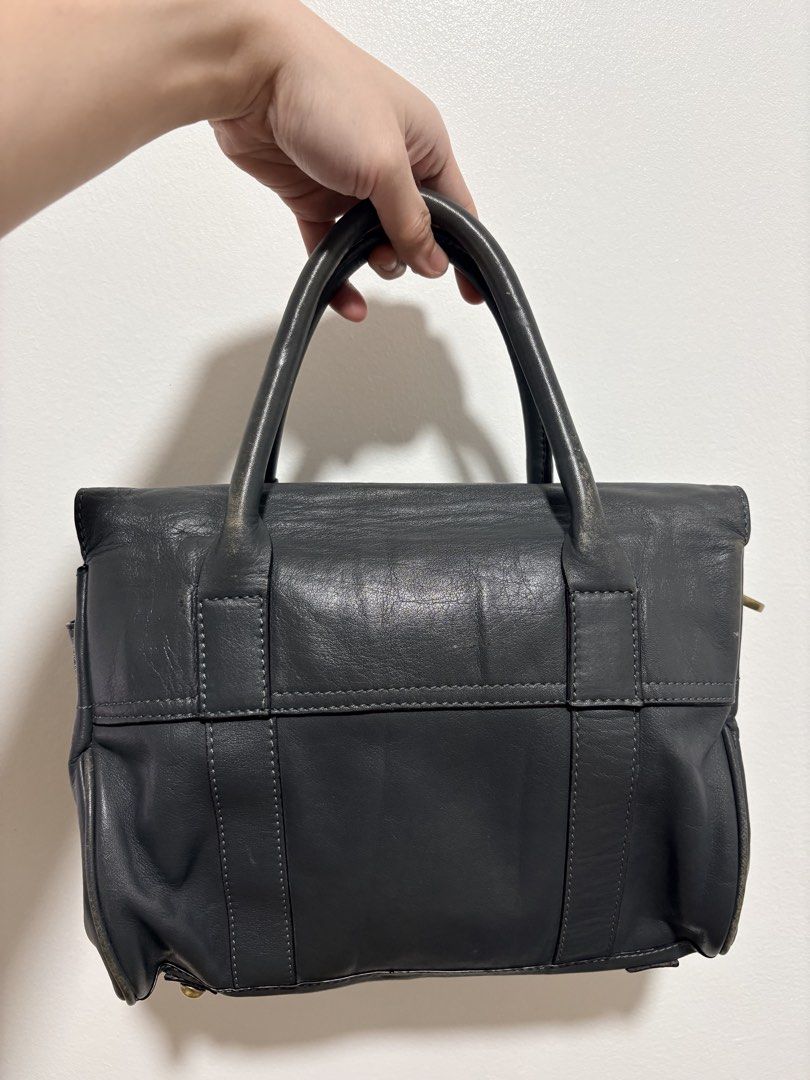 Authentic Mulberry Small Bayswater Satchel Grey Darwin Leather (Category: Luxury Bags & Wallets) located in Manila. Submitted by beian.jco (Listing ID 1467507647, Image 3). Description: Complete Set with Dust Bag, Strap, and Care Cards Super classic and timeless piece! This is the versatile satchel version, so it comes with the detachable strap—can be worn as a top handle, shoulder bag, or crossbody. Condition: • Well-used / Preloved. • The leath