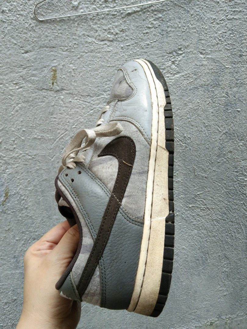 Authentic Nike shoes size 8.5 US grey (Category: Sneakers) located in Quezon City. Submitted by eidorableshop (Listing ID 1467364861, Image 3). Description: .