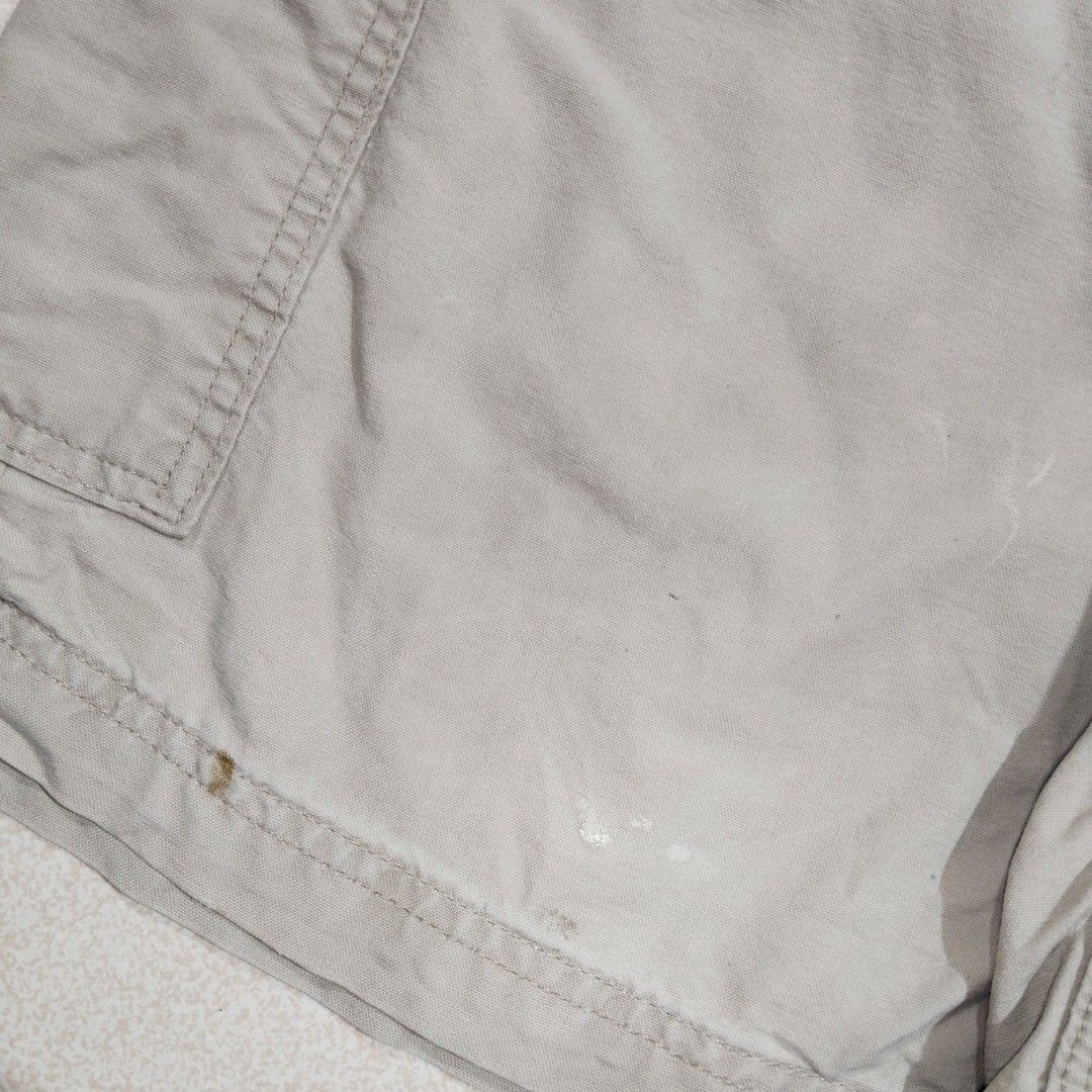 B147 CARHARTT CARPENTER SHORT (Category: Shorts) located in Victorias. Submitted by purelion-6f41 (Listing ID 1467480035, Image 3). Description: size 36 check photos for issue.