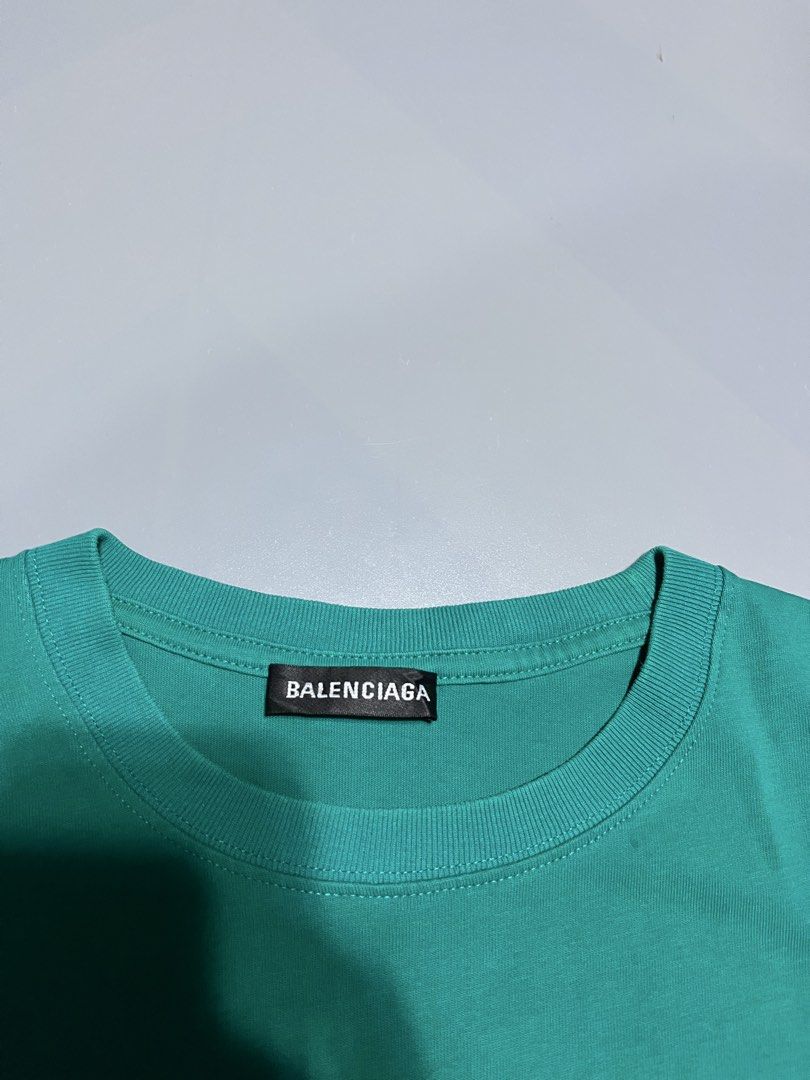 Balenciaga (Category: Announcements) located in Camalig. Submitted by danllagass (Listing ID 1467420967, Image 3). Description: Good as new 22/28 dimes Size medium on tag No flaws .