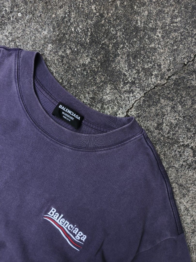 Balenciaga Embroid Tee (Category: Tshirts & Polo Shirts ) located in Cebu City. Submitted by thriftnihyle3 (Listing ID 1467502441, Image 3). Description: WTS‼️ Balenciaga Tee Embroid back and front 21.5x29 Good condition, no issue 400+sf DM📥.