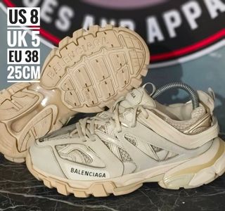 (Category: ) located in . Submitted by kalyedadshoesandapparel (Listing ID 1467513858, Image 1). Description: .