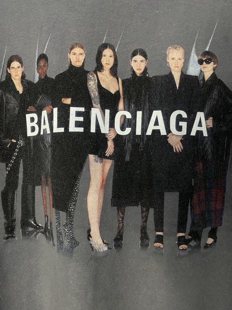 BALENCIAGA TSHIRT (Category: Tshirts & Polo Shirts ) located in Jaen. Submitted by oshimamark58418 (Listing ID 1467548095, Image 3). Description: .