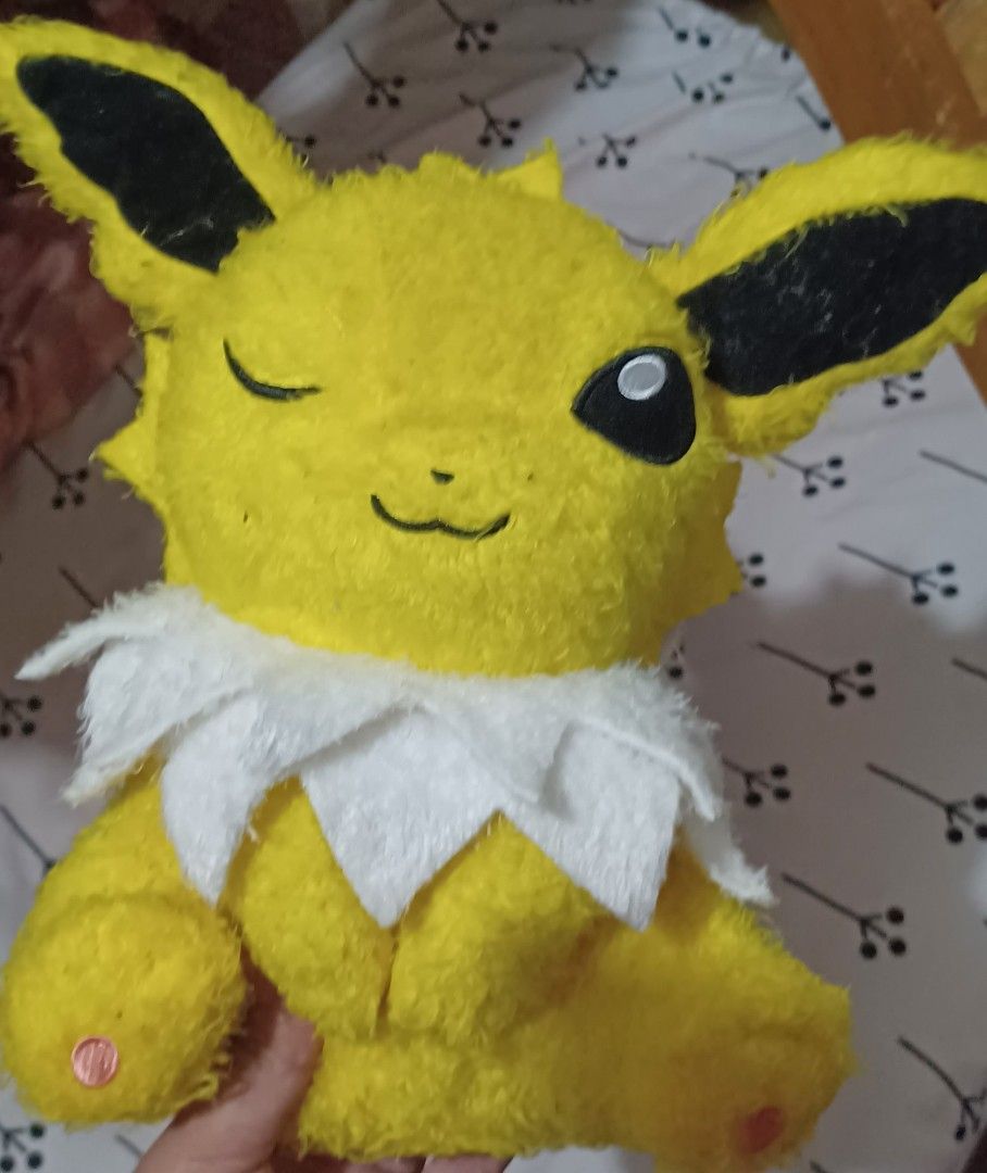 Banpresto Jolteon Pokémon Plush (Category: Plushies & Soft Toys) located in Andop. Submitted by poison2763 (Listing ID 1467516474, Image 1). Description: Price is very negotiable. Method of Delivery: J&T Express (Buyer should shoulder the delivery fee).
