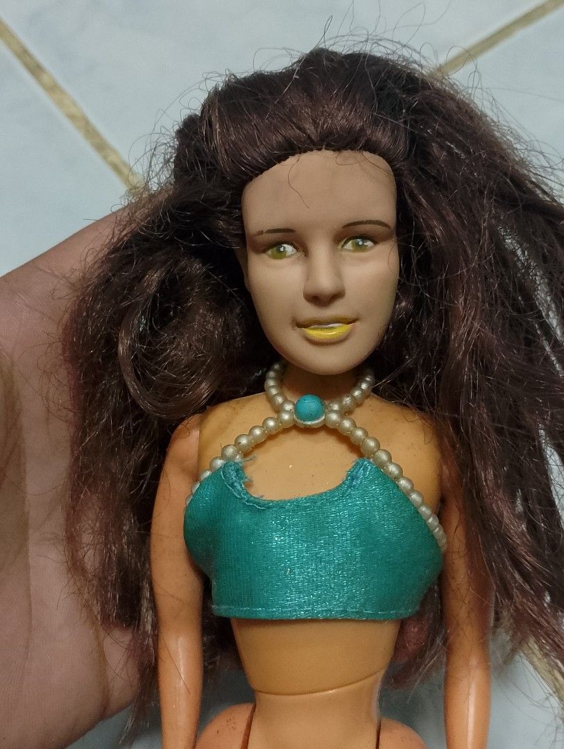 Barbie vintage Dorothy dolls (Category: Kids Toys) located in Santo Domingo. Submitted by glitterpinkgloss (Listing ID 1467516351, Image 2). Description: -needs hairspa and cleaning -wyswyg as is -manage your expectations.