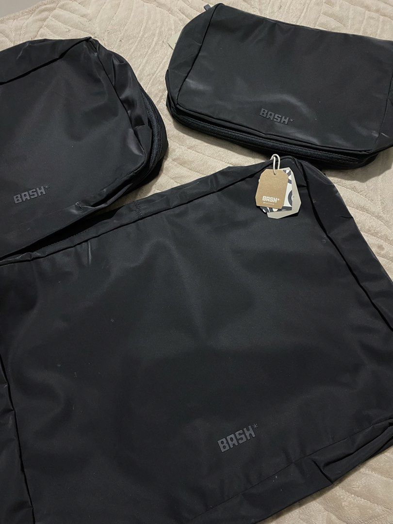 BASH packing cubes (set of 3) (Category: Tote Bags) located in Bulacan. Submitted by parapapa (Listing ID 1467484228, Image 3). Description: brandnew hindi nagamit, natambak lang .