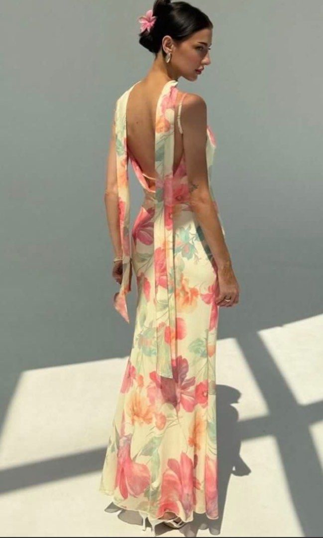 Beach Dress (Category: Dresses) located in Manila. Submitted by calmwater-e9cb (Listing ID 1467376081, Image 2). Description: Used Once small.