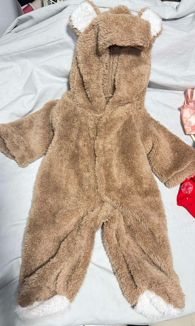 Bear baby costume (Category: Babies & Kids Fashion) located in Aliaga. Submitted by kmapparel (Listing ID 1467423949, Image 3). Description: .