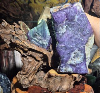 (Category: ) located in . Submitted by earthandtimber (Listing ID 1467506355, Image 1). Description: .