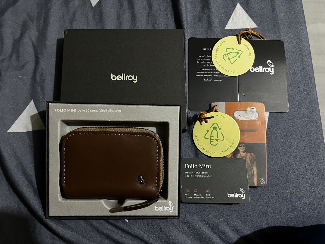 Bellroy Mini Folio (Category: Wallets & Card Holders) located in Manila. Submitted by nadialeigh07 (Listing ID 1467500020, Image 1). Description: Bellroy Mini Folio Color: Hazelnut No issue Rfs: decluttering Pm for more photos Bought for 6,700.