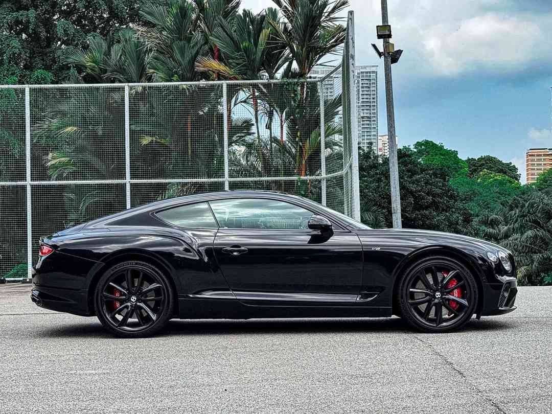 Bentley Continental GT 4.0 V8 (A) (Category: Used Cars) located in Singapore. Submitted by signaturemotors (Listing ID 1448365371, Image 2). Description: Showroom: 237 ALEXANDRA ROAD 237 Alexandra Road #02-04 Singapore 159929 Mulliner Specs! Come With Massage Seats Function! Diamond Crusted Interior. Quad Oval Exhaust Finishers. Dynamic Ride System. 360 Reverse Camera View. Auto Tailgate. Adaptive Air Suspension. Sun Visors With Illuminated Vanit