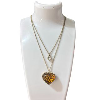 (Category: ) located in . Submitted by dalle_closet (Listing ID 1467398181, Image 1). Description: .