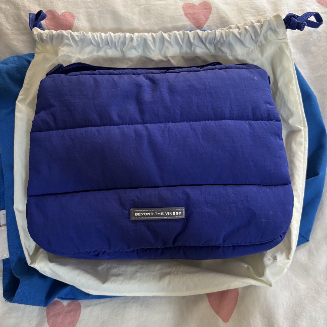 Beyond The Vines Poofy Bag Blue (Category: Cross-body Bags) located in San Juan City. Submitted by gratefulgreed (Listing ID 1467420549, Image 1). Description: Beyond the Vines Poofy bag Blue (color discontinued).