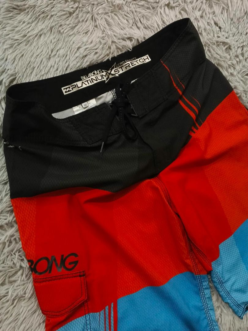 Billabong Platinum X Zero Gravity Board Shorts Size 32 (Category: Swim Trunks & Board Shorts) located in Pasig City. Submitted by oo7-thriftnflip-oo7 (Listing ID 1467463457, Image 1). Description: Billabong Platinum X Zero Gravity Board Shorts Condition: Excellent Color Rate: 9.5/10 Size on Tag: 32" Length: 22" Leg Opening: 12" No Issue Price: ₱790 +shipping fee.