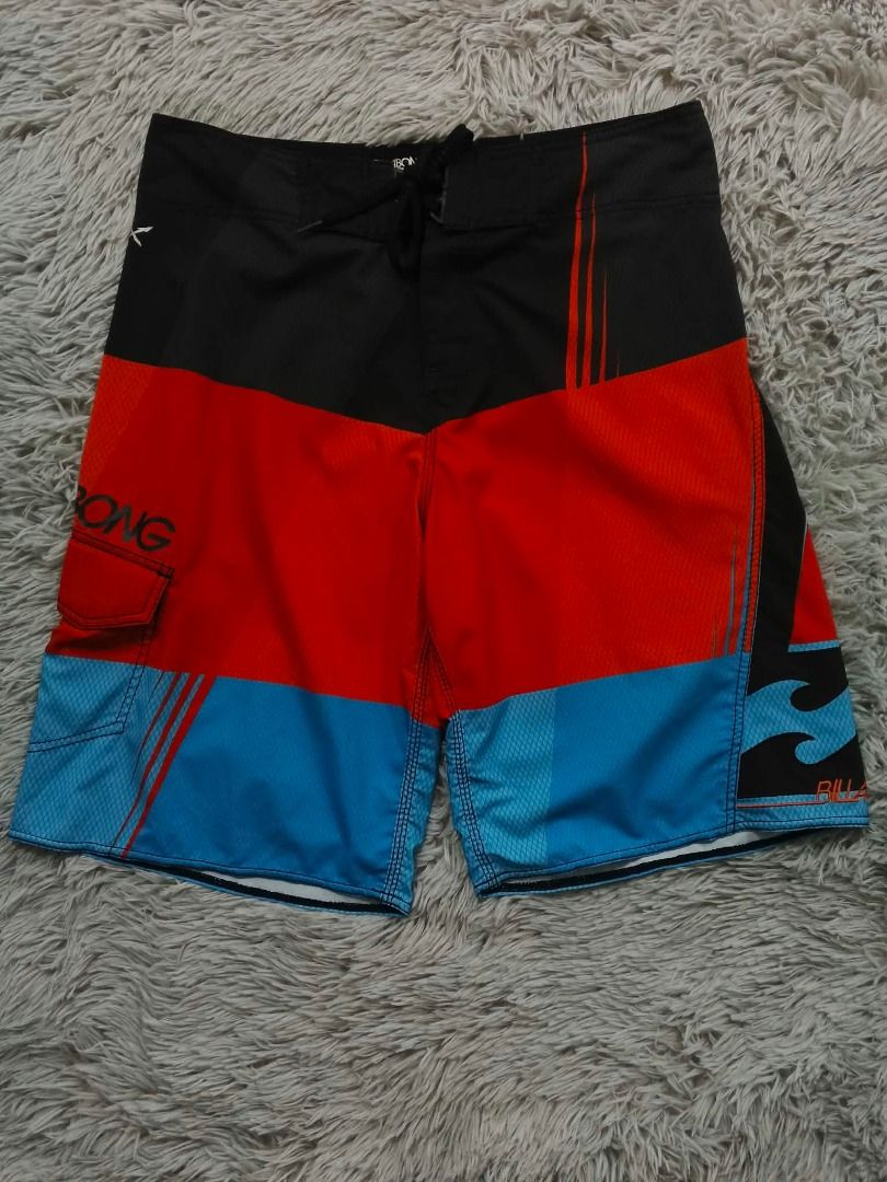 Billabong Platinum X Zero Gravity Board Shorts Size 32 (Category: Swim Trunks & Board Shorts) located in Pasig City. Submitted by oo7-thriftnflip-oo7 (Listing ID 1467463457, Image 2). Description: Billabong Platinum X Zero Gravity Board Shorts Condition: Excellent Color Rate: 9.5/10 Size on Tag: 32" Length: 22" Leg Opening: 12" No Issue Price: ₱790 +shipping fee.
