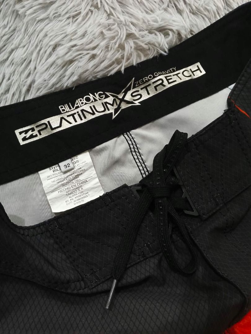 Billabong Platinum X Zero Gravity Board Shorts Size 32 (Category: Swim Trunks & Board Shorts) located in Pasig City. Submitted by oo7-thriftnflip-oo7 (Listing ID 1467463457, Image 3). Description: Billabong Platinum X Zero Gravity Board Shorts Condition: Excellent Color Rate: 9.5/10 Size on Tag: 32" Length: 22" Leg Opening: 12" No Issue Price: ₱790 +shipping fee.
