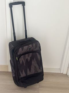 （分類：）位於 。 由 viclee028 提交（商品編號 1467439020，圖片 1）。簡介： 。
