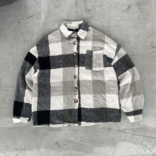 (Category: ) located in . Submitted by aaronatas819577 (Listing ID 1467396287, Image 1). Description: .