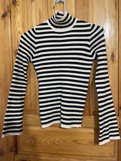 (Category: ) located in . Submitted by gbwardrobe (Listing ID 1467392836, Image 1). Description: .