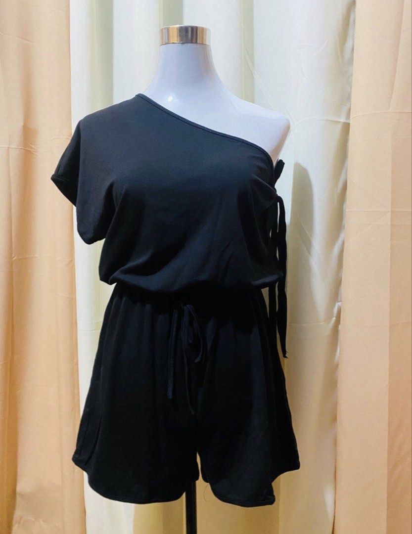 Black One-Shoulder Romper with Waist Tie (Category: Rompers) located in Marikina City. Submitted by jessylady10 (Listing ID 1467472778, Image 1). Description: Chic and comfy black one-shoulder romper in soft jersey fabric. Features a flattering drawstring waist, cute side ribbon tie, and easy pull-on design. Perfect for casual days and warm weather! Gcash payment, lalamove delivery or J&T shipment. .