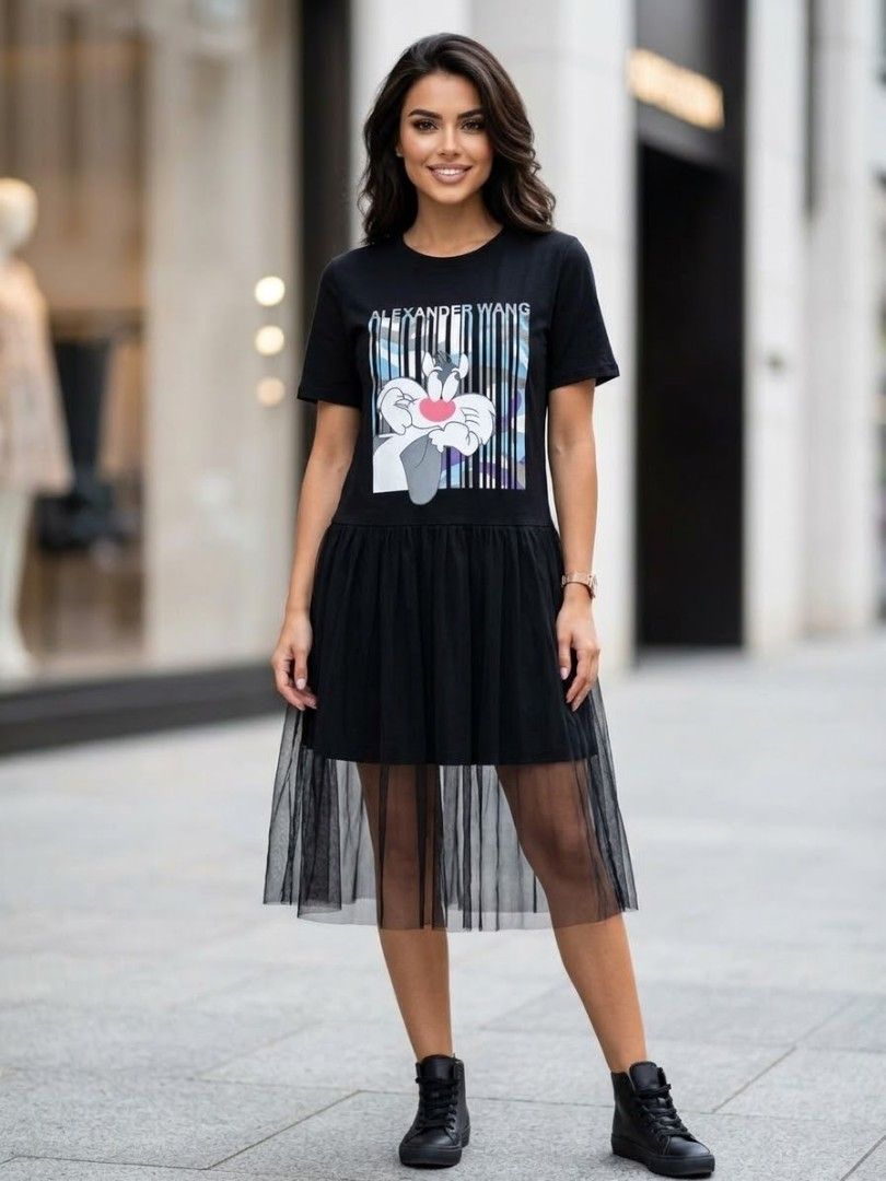 BLack Stylish Dress (Category: Dresses) located in Santa Cruz. Submitted by deenem (Listing ID 1467377628, Image 1). Description: Like New😍👌 No flaws👌 Can fit S-M Asian (Measurements laid flat in inches) Bust:17.5 Armhole:8 Lenght: 37.5.