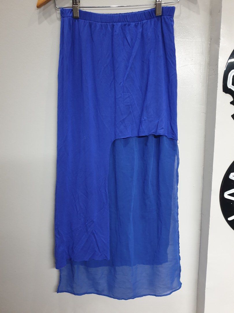 Blue asymmetrical skirt (Category: Skirts) located in Calamba. Submitted by mimabuy (Listing ID 1467410823, Image 1). Description: Size: 26”-30” length: 31”.