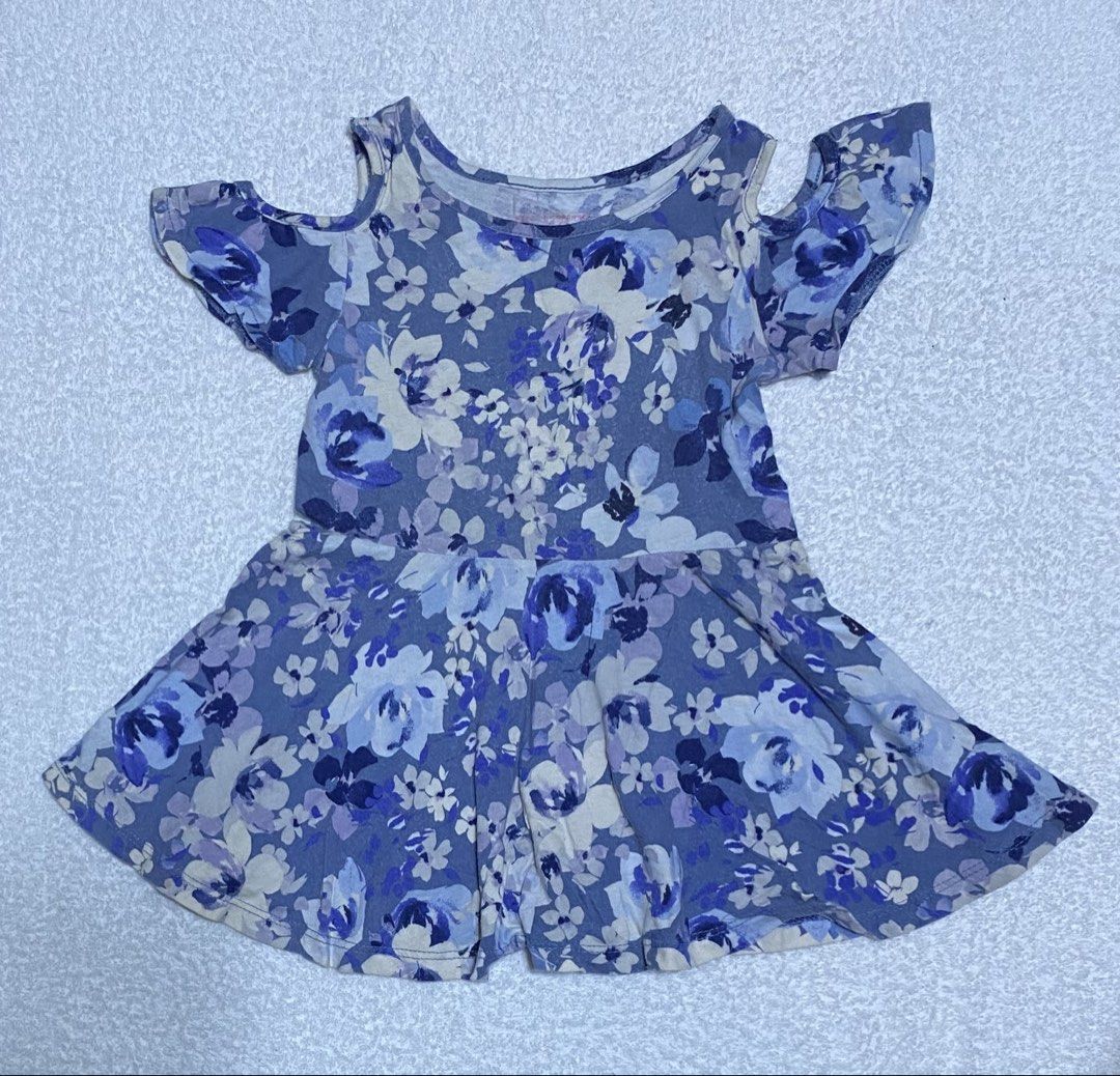 Blue floral dress (Category: Babies & Kids Fashion) located in Morong. Submitted by fcjonline528 (Listing ID 1467389535, Image 1). Description: .
