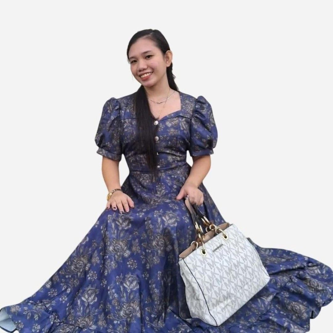 Blue floral maxi dress (Category: Dresses) located in San Jose. Submitted by achiemincoll.7a11a71d (Listing ID 1467444049, Image 1). Description: Blue with gold accents and one side pockets #floraldress #maxidress.