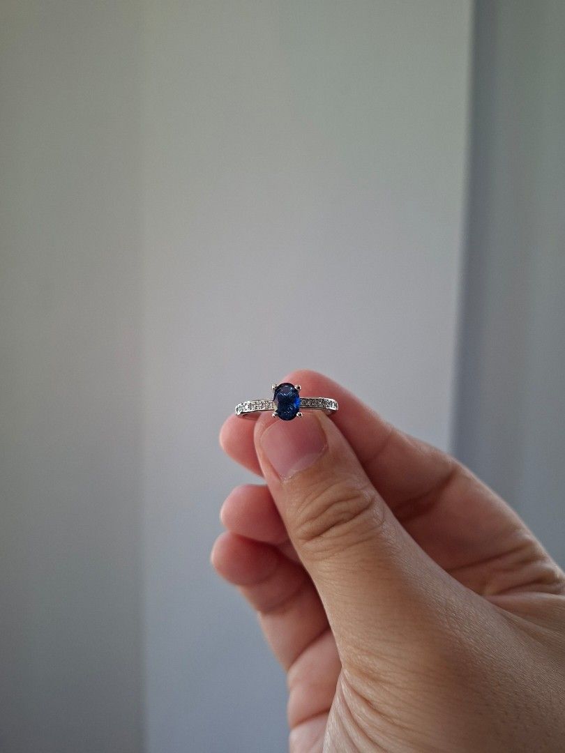 Blue Sapphire Oval Cut Stone Size 8 Ring (Category: Rings) located in Dasmarinas. Submitted by danabrie22 (Listing ID 1467372623, Image 3). Description: size 8 very well-made, excellent crafstmanship 10/10 condition brand new stainless steel & colored cubic zirconia stones made in Hongkong.