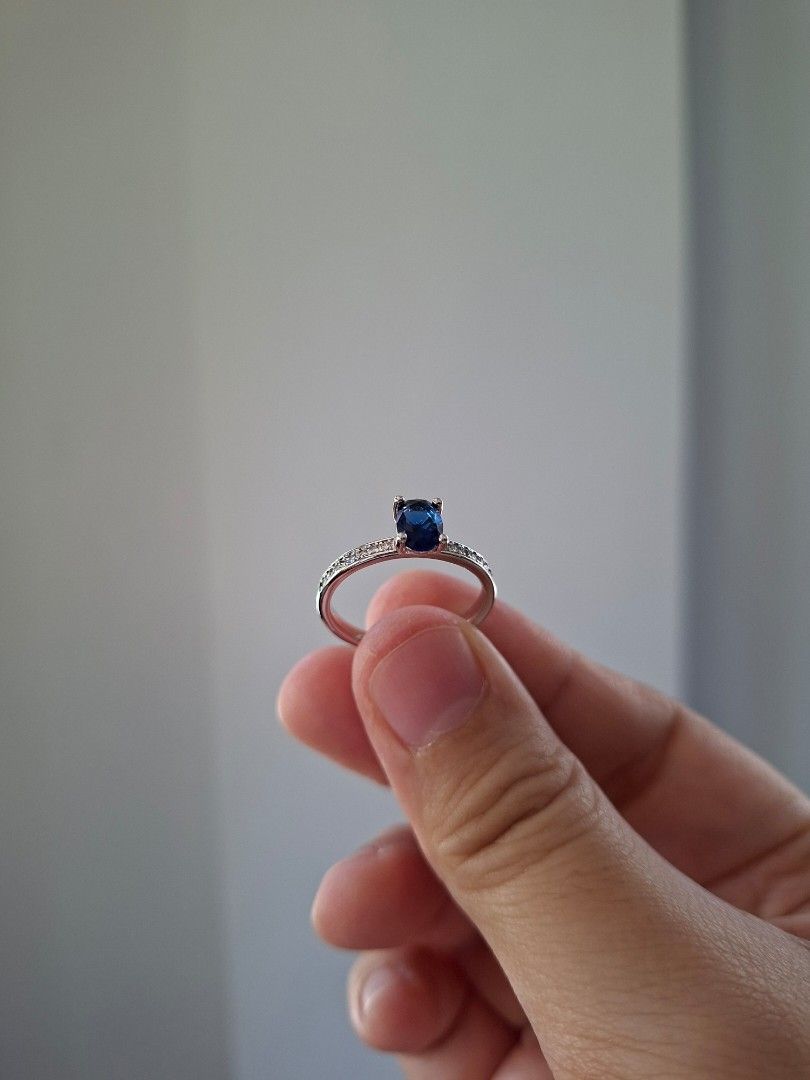 Blue Sapphire Oval Cut Stone Size 8 Ring (Category: Rings) located in Dasmarinas. Submitted by danabrie22 (Listing ID 1467372623, Image 2). Description: size 8 very well-made, excellent crafstmanship 10/10 condition brand new stainless steel & colored cubic zirconia stones made in Hongkong.
