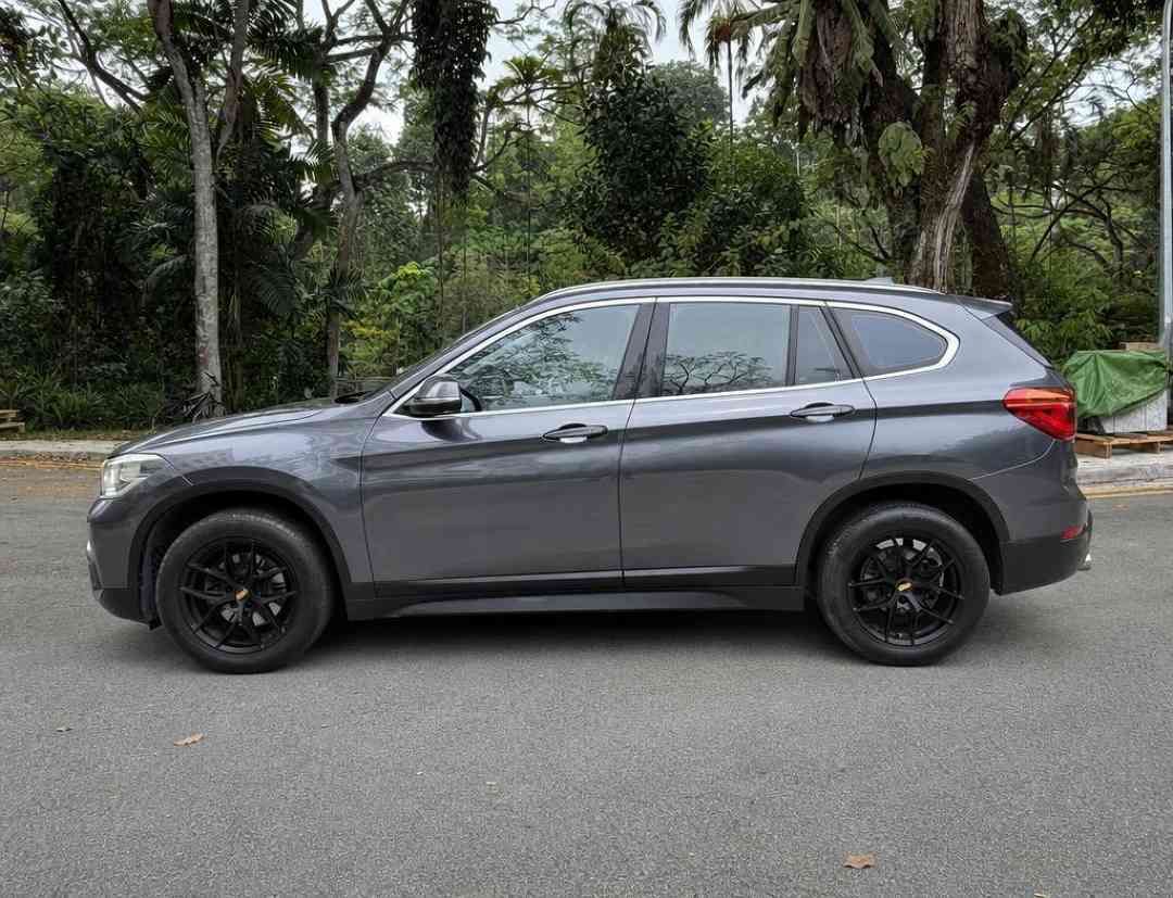 BMW X1 sDrive18i (A) (Category: Used Cars) located in Singapore. Submitted by carousell_certified_partners (Listing ID 1467532224, Image 2). Description: Lowest price in the market! No gimmick. Genuine unit available for immediate viewing and driveaway. Super low depreciation. You can drive this premium SUV at similar depreciation as a basic japanese SUV. Superbly maintained interior condition. Still drives extremely smoothly. Extended warranty c