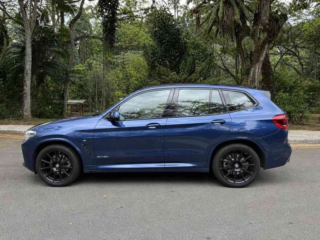 BMW X3 sDrive20i M Sport (A) (Category: Used Cars) located in Singapore. Submitted by carousell_certified_partners (Listing ID 1467531830, Image 2). Description: Only 1 in the market with such Premium Condition. Super low 49k mileage. Fully agent maintained. 1 owner. Original M-sport trim with sportier bodykits and options. Upgraded to 20" sports rims. Superbly maintained. Excellent color choice, not your common Black/Grey units thats aplenty in 