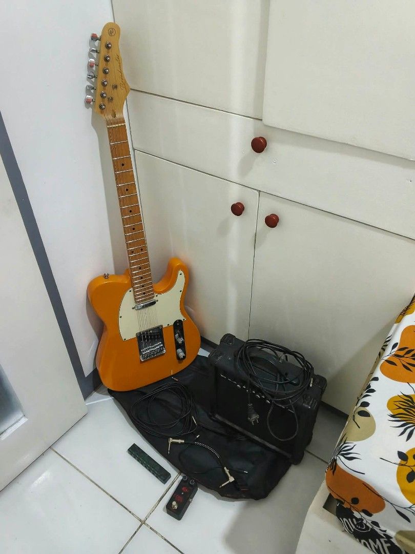 Bnew Rj Broadcaster (Category: Musical Instruments) located in Manila. Submitted by _alxstrll (Listing ID 1467552387, Image 1). Description: Gig bag,1 guitar cable wire approx 5mtrs,indoor 15W amp. Guitar ped. Classic Chorus and pedal power adaptor and wires..