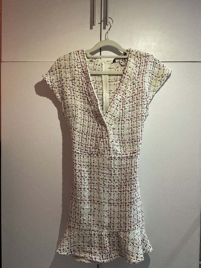 BNW FROM ZARA - slightly negotiable (Category: Dresses) located in Manila. Submitted by bbaddubi (Listing ID 1467554217, Image 1). Description: .
