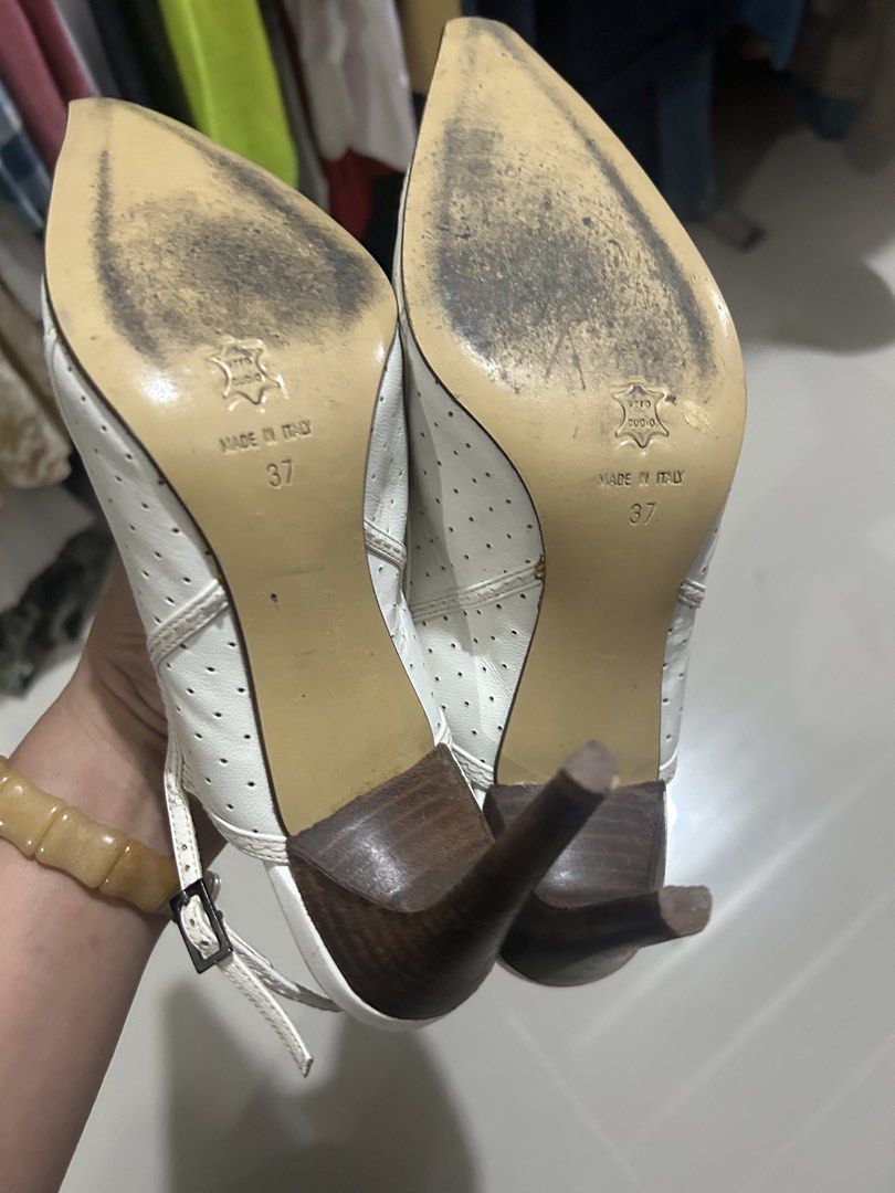 Body dressing deluxe made in italy (Category: Heels) located in Cavite. Submitted by cecitrifthshop (Listing ID 1467432516, Image 2). Description: Fair of Body Dressing Deluxe slingback heels. Made in italy size 37 perforated leather comfortable heels.