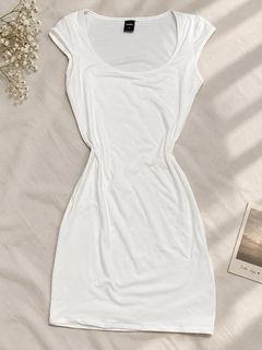 (Category: ) located in . Submitted by thirft_apparel (Listing ID 1467543387, Image 1). Description: .