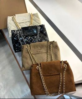 (Category: ) located in . Submitted by mjmassortedfinds (Listing ID 1467576975, Image 1). Description: .
