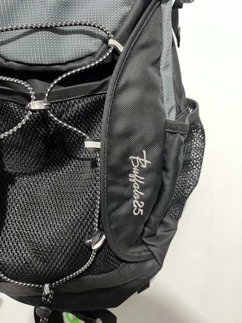 Bufallo 25 Outdoor Backpack (Category: Backpacks) located in Cebu City. Submitted by thrift.sht (Listing ID 1467499665, Image 3). Description: BUFFALO 25 Backpack - Good as Brand New 🎒 DETAILS: Brand: BUFFALO 25 Model: Buffalo 25 - 25 Liters Color: Black / Gray Condition: 9.5/10 - GOOD AS BRAND NEW - No flaws - No faded color - No pinhole / no stain - All zippers working - Looks new! FEATURES: ✓ 25L capacity - perfect for dayhike / school / trav