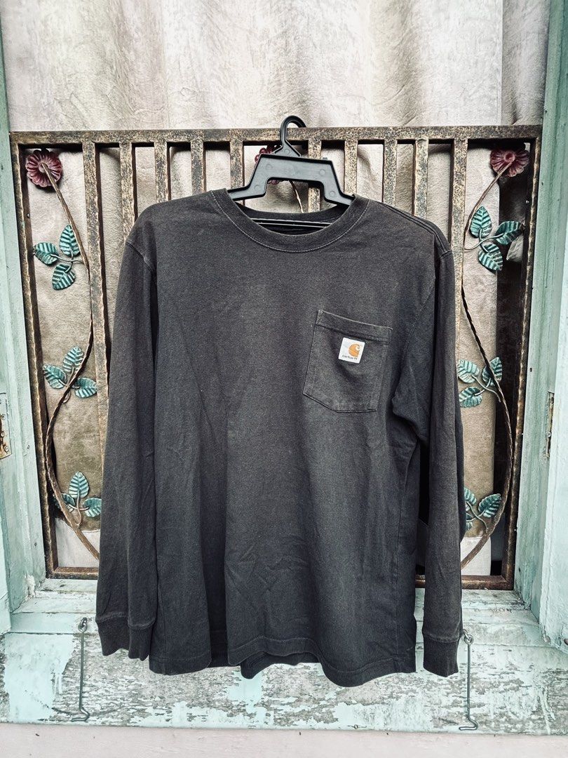 Bundle shirt (Category: Activewear) located in Bahau. Submitted by kimy_thrift (Listing ID 1467452221, Image 2). Description: Clearance shirt Bundle shirt Harga bawah 100 Size m l xl Pm utk details Berminat sila dm.