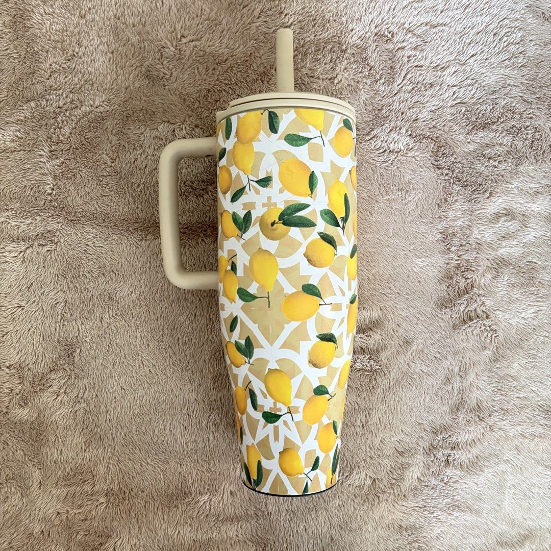 Burga Leakproof Tumbler (Category: Water Bottles & Tumblers) located in San Juan City. Submitted by _ands_ (Listing ID 1467464855, Image 1). Description: - Design: Lemon Juice - Good as new, no flaws - Washed/sanitized and ready for use .