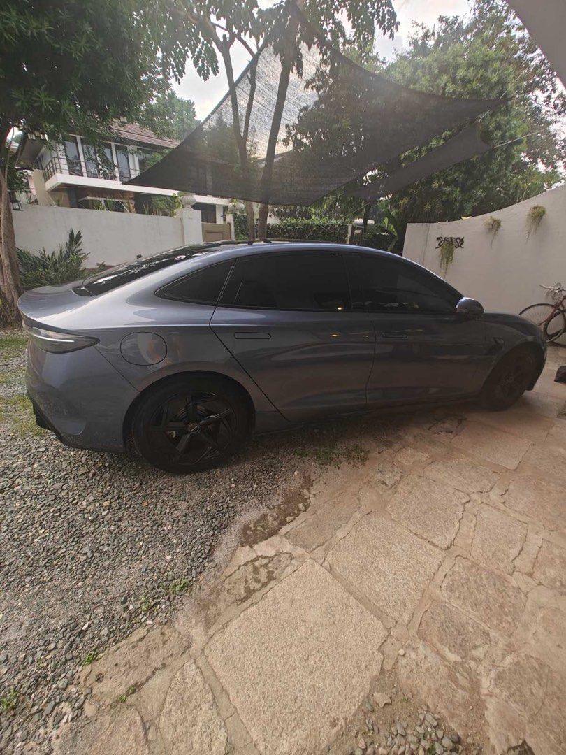 BYD Seal Performance Auto (Category: Used Cars) located in Muntinlupa City. Submitted by rbrb93 (Listing ID 1467573748, Image 2). Description: Very well Casa maintained 2025 Seal Performance (EV) in the color Atlantic Grey, with blackened rims. No exterior, structural, or interior damage. Clean title. In almost new condition except with 18k km. Includes home charger. **No coding because it’s fully electric..