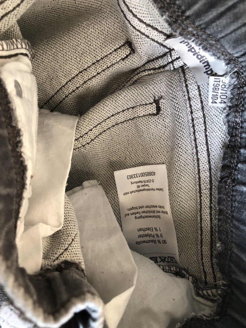 C&A Soft Pants 3+ yrs (Category: Babies & Kids Fashion) located in Pasig City. Submitted by zentushia49 (Listing ID 1467367255, Image 3). Description: Good as new authentic original. C&A Dusseldorf, Germany brand Waistline garterized 23-24” length 22” 98% cotton 2% elastine.