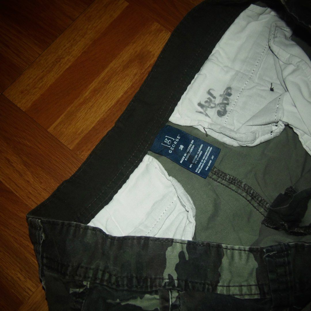 CAMO JORTS (Category: Shorts) located in Pasay City. Submitted by jaehon73515 (Listing ID 1467474500, Image 3). Description: 36x21.